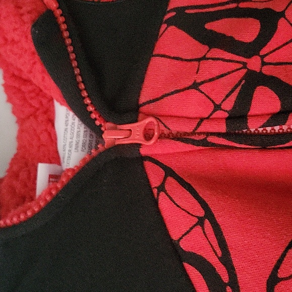 Spider-Man Jacket - Picture 2 of 5